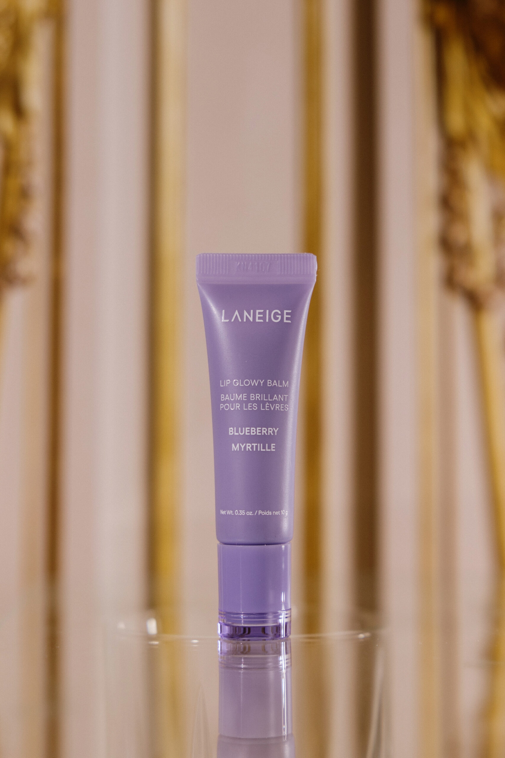 

Увлажняющий бальзам для губ LANEIGE Lip Glowy Balm [Blueberry] 10g