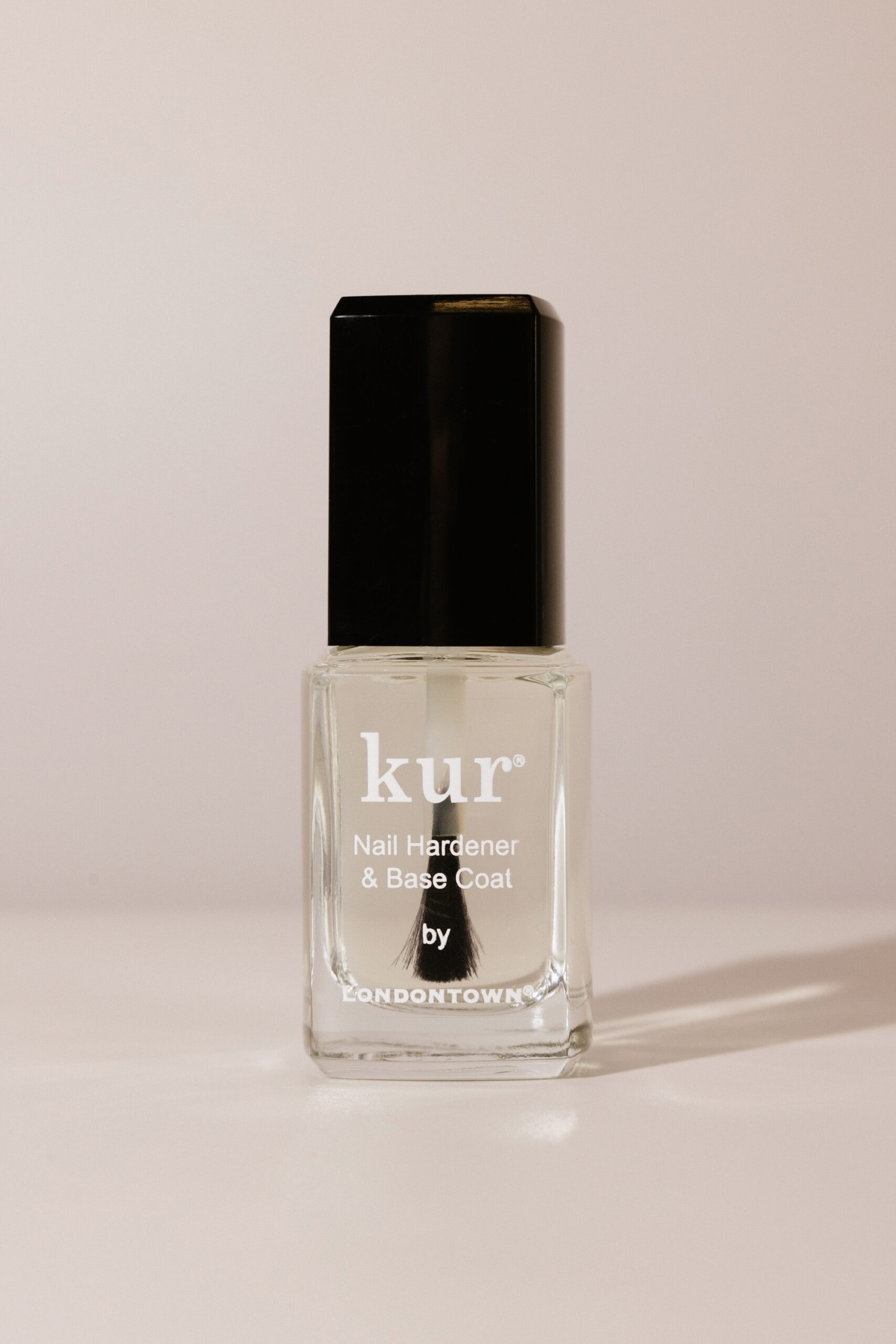 

Укрепляющее базовое покрытие Londontown Kur Nail Hardener & Base Coat 12ml