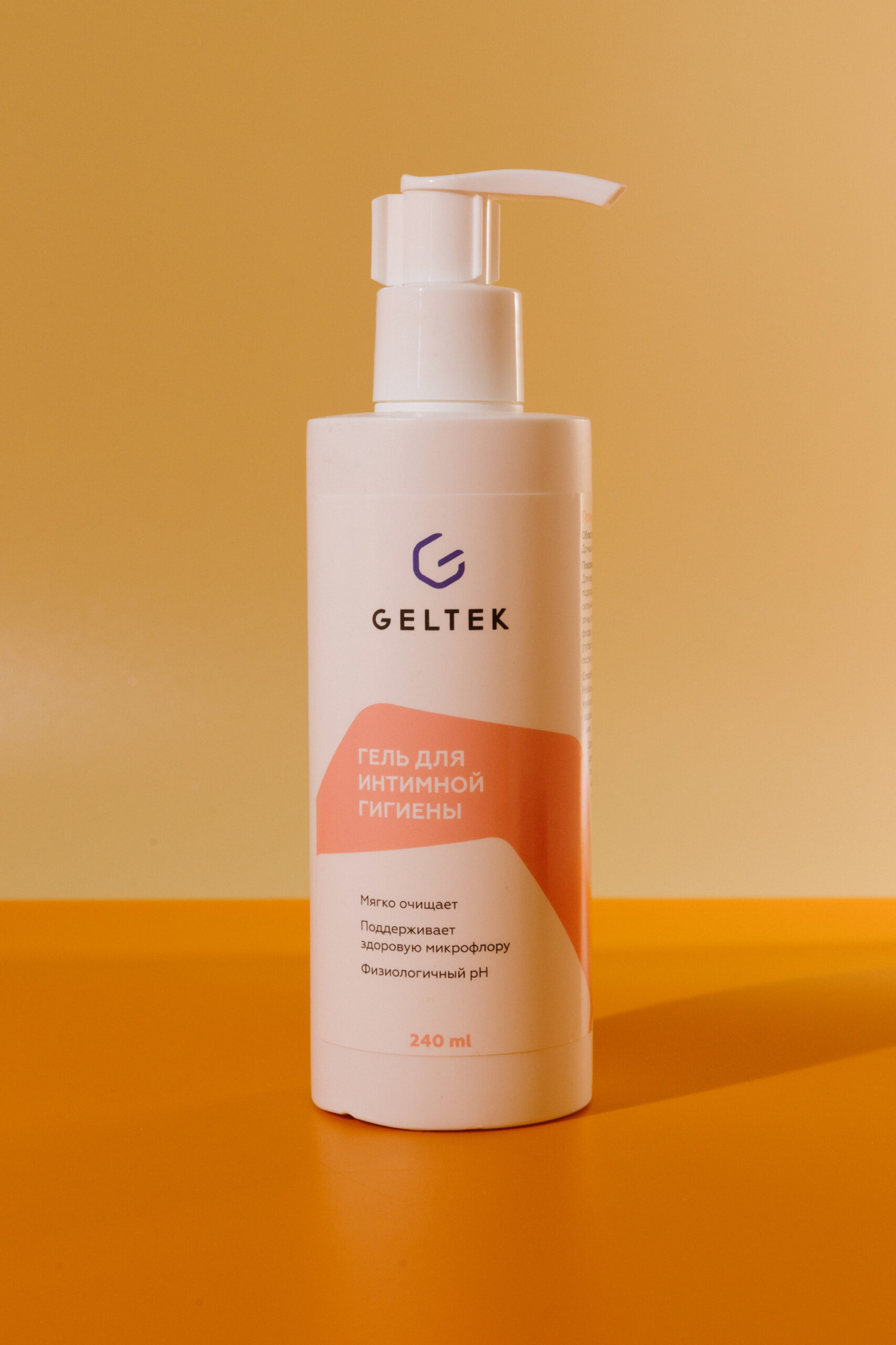 

Гель для интимной гигиены Geltek 240ml