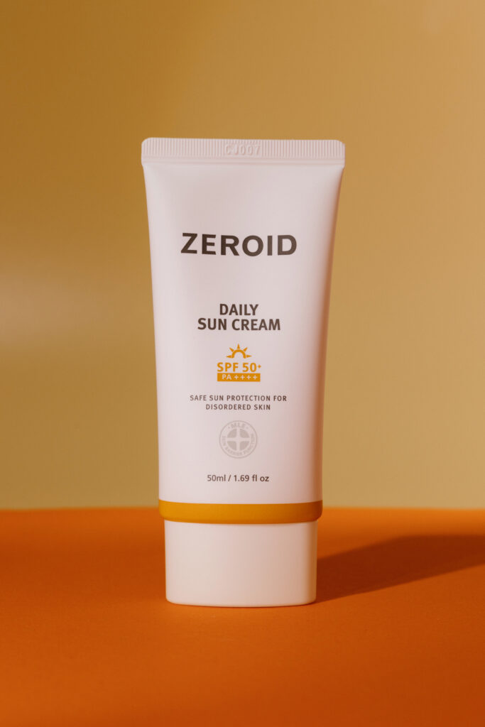 Солнцезащитный крем для кожи SPF50+ ZEROID Daily Sun Cream SPF50+PA++++ 50 ml