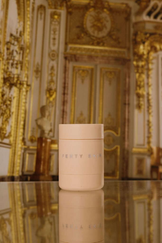 Восстанавливающая маска для губ Fenty Skin Plush Puddin’ Intensive Recovery Lip Mask – Vanilla 15g