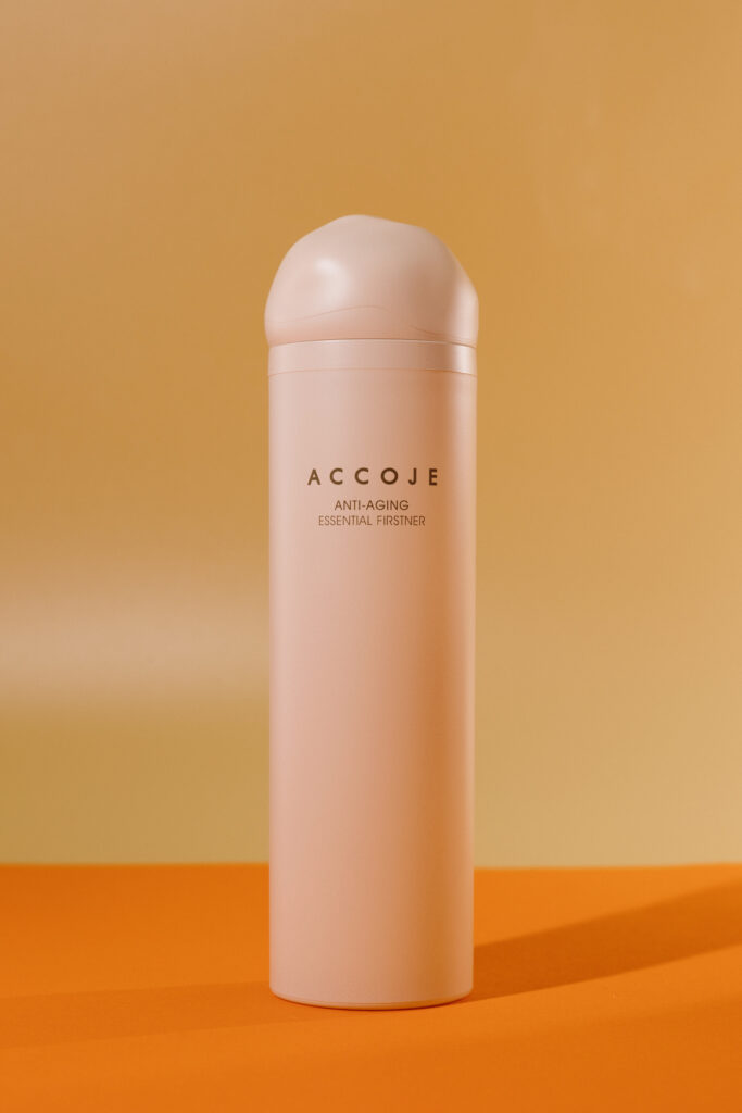 Антивозрастной бустер на водной основе ACCOJE Anti-Aging Essential Firstener 130 ml