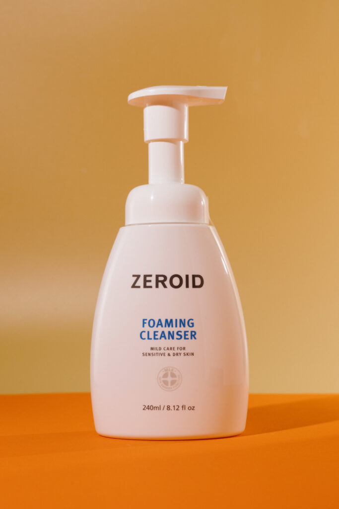 Увлажняющая пенка для умывания ZEROID Foaming Cleanser 240 ml