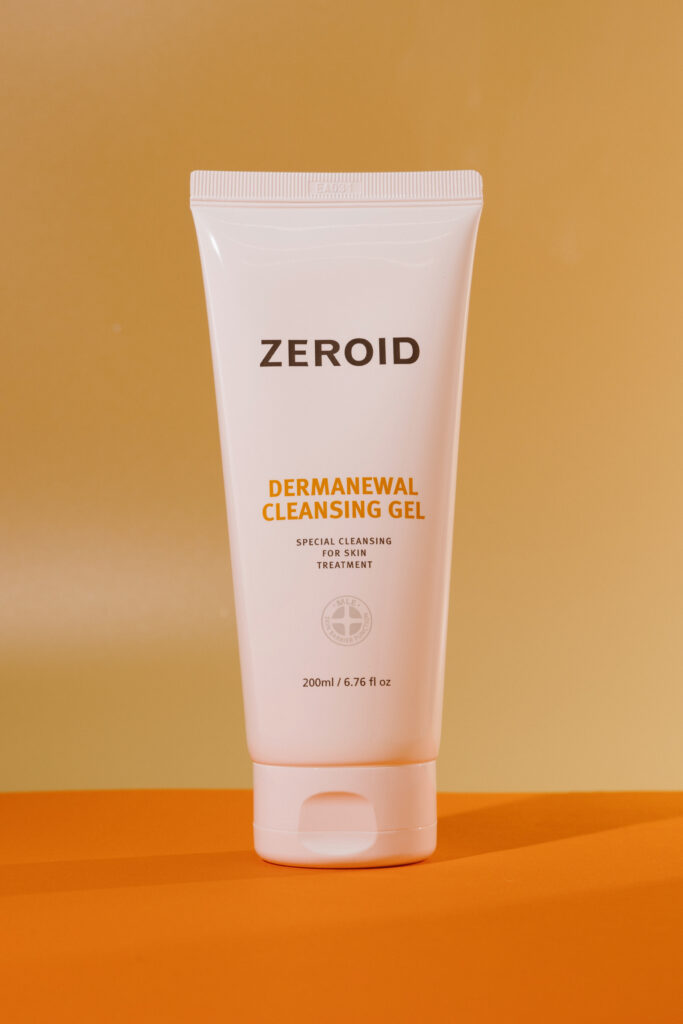 Очищающий гель ZEROID Dermanewal Cleansing Gel 200 ml