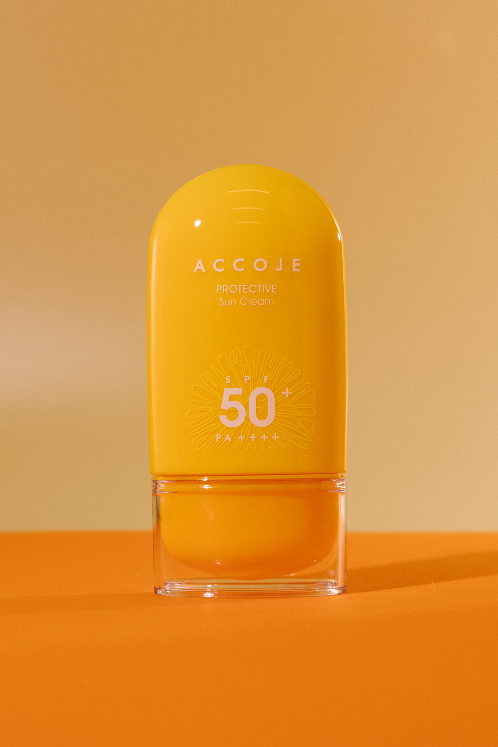 

Солнцезащитный крем SPF50 ACCOJE Protective Sun Cream SPF50+ PA++++ 50 ml