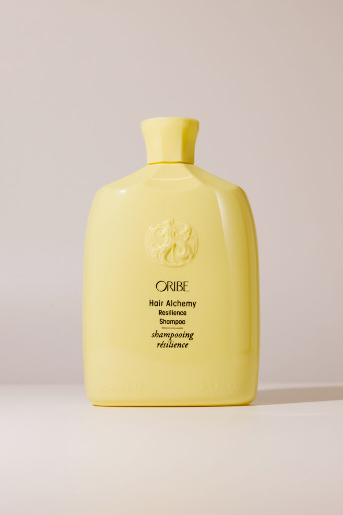 Шампунь против ломкости и сухости волос “Сила Возрождения” Oribe Hair Alchemy Resilience Shampoo 250 ml