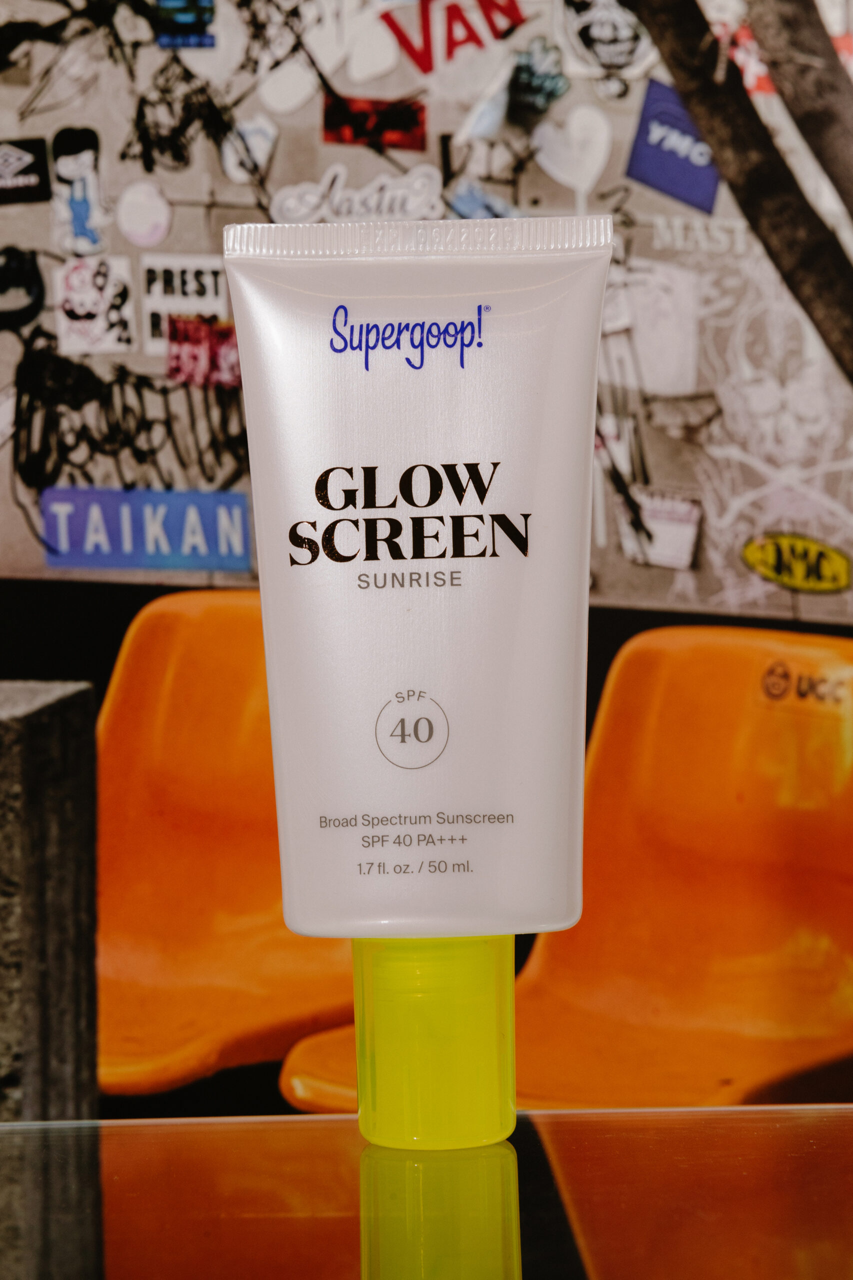 

Солнцезащитный крем с эффектом сияния Supergoop! Glow Screen Sunrise SPF40+ PA+++ 50ml