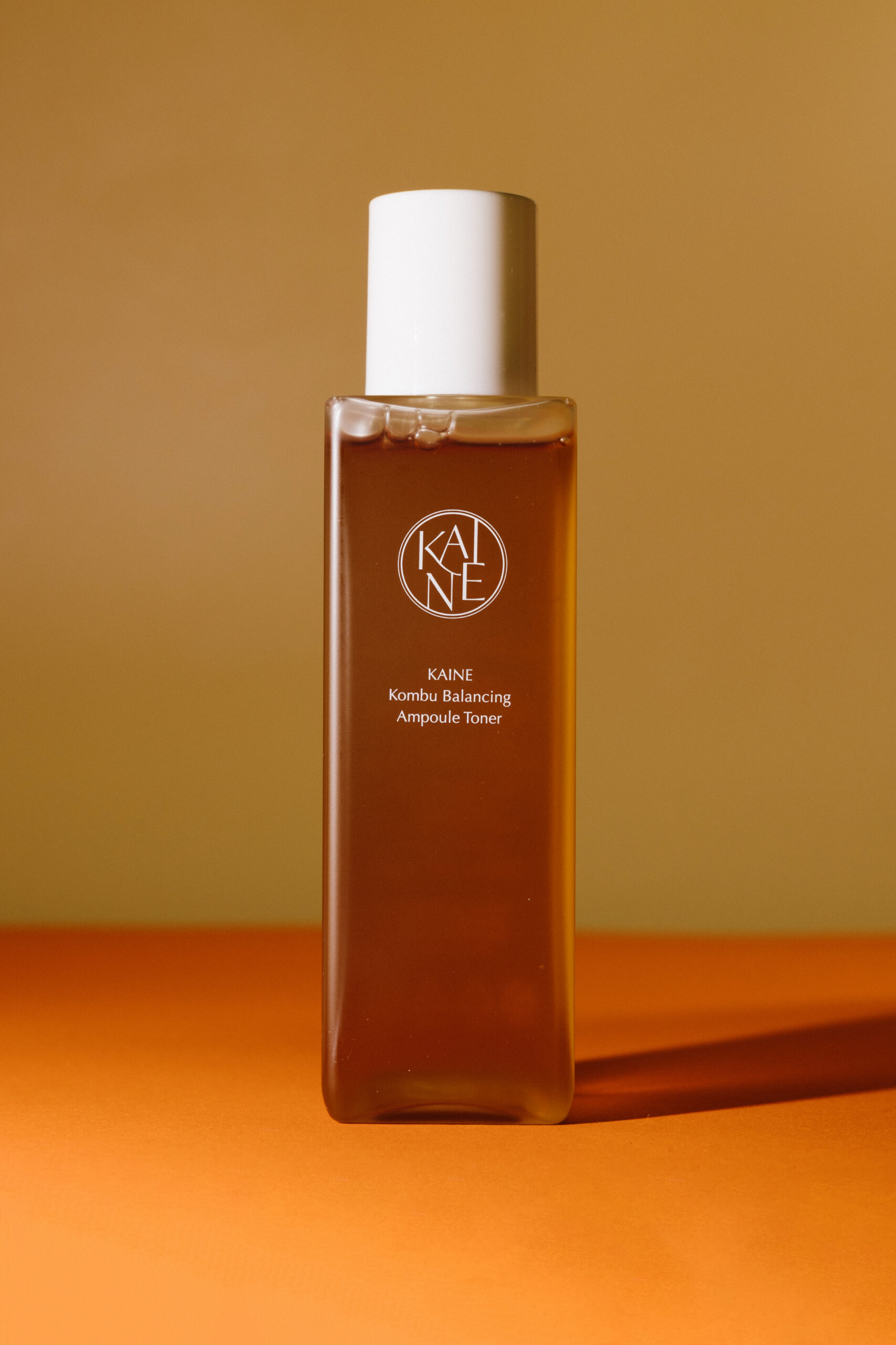 

Тонер с комбучей Kaine Kombu Balancing Ampoule Toner 150ml