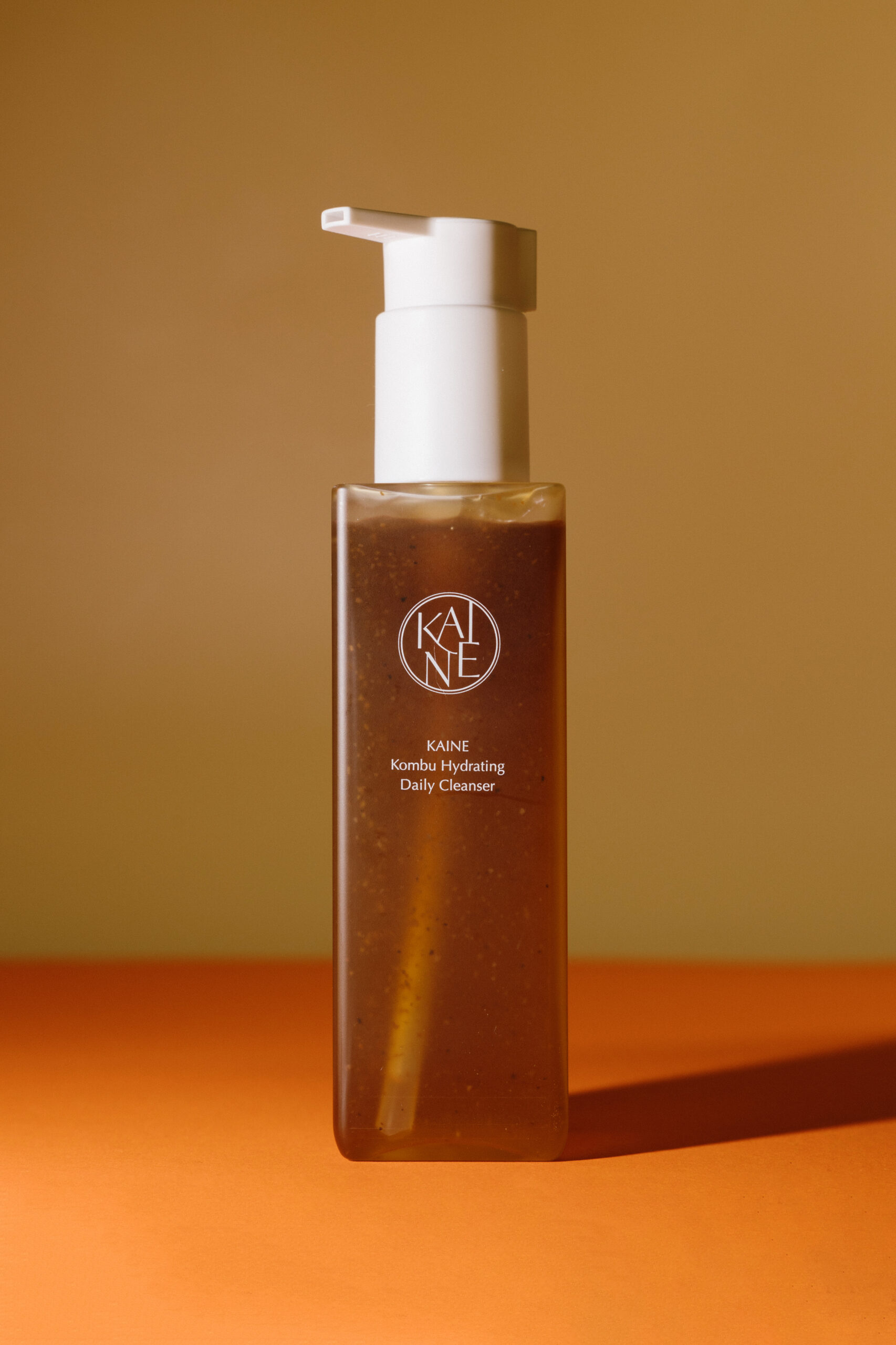 

Нежный гель для ежедневного очищения Kaine Kombu Hydrating Daily Cleanser 155g