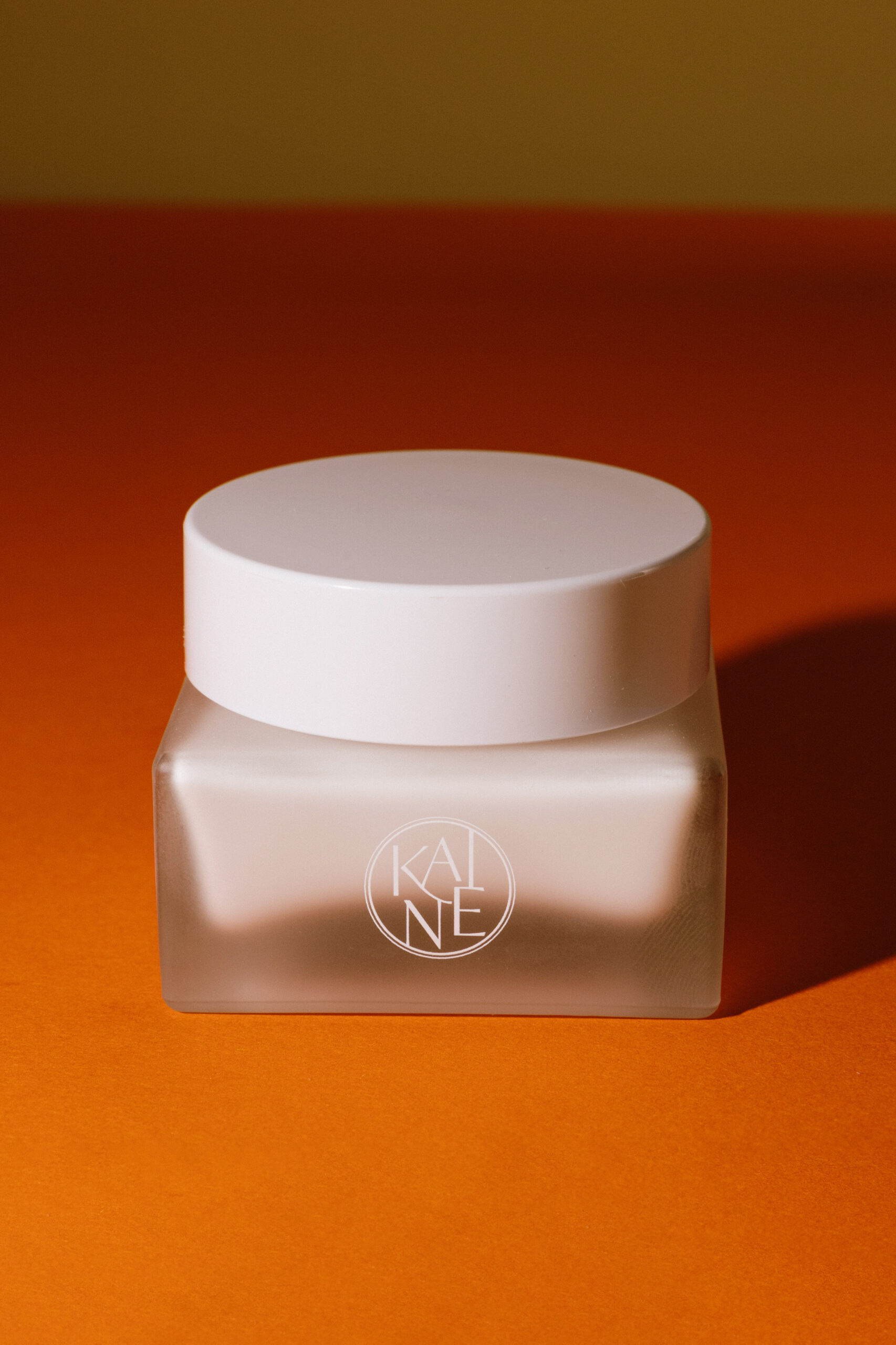

Увлажняющий кремя на основе тремеллы Kaine Vegan Collagen Youth Cream 50ml