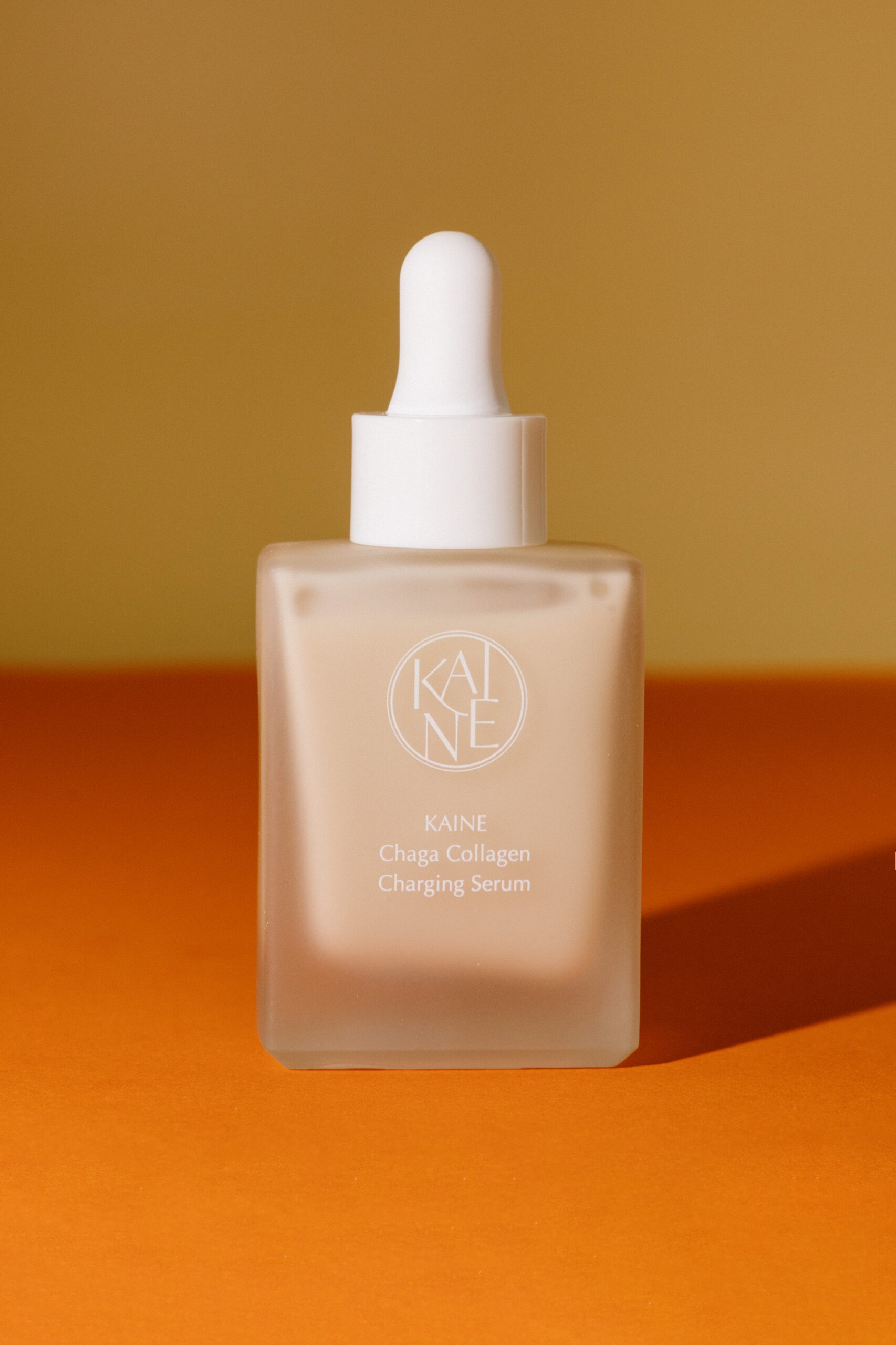 

Сыворотка на основе гриба чага Kaine Chaga Collagen Charging Serum 30ml