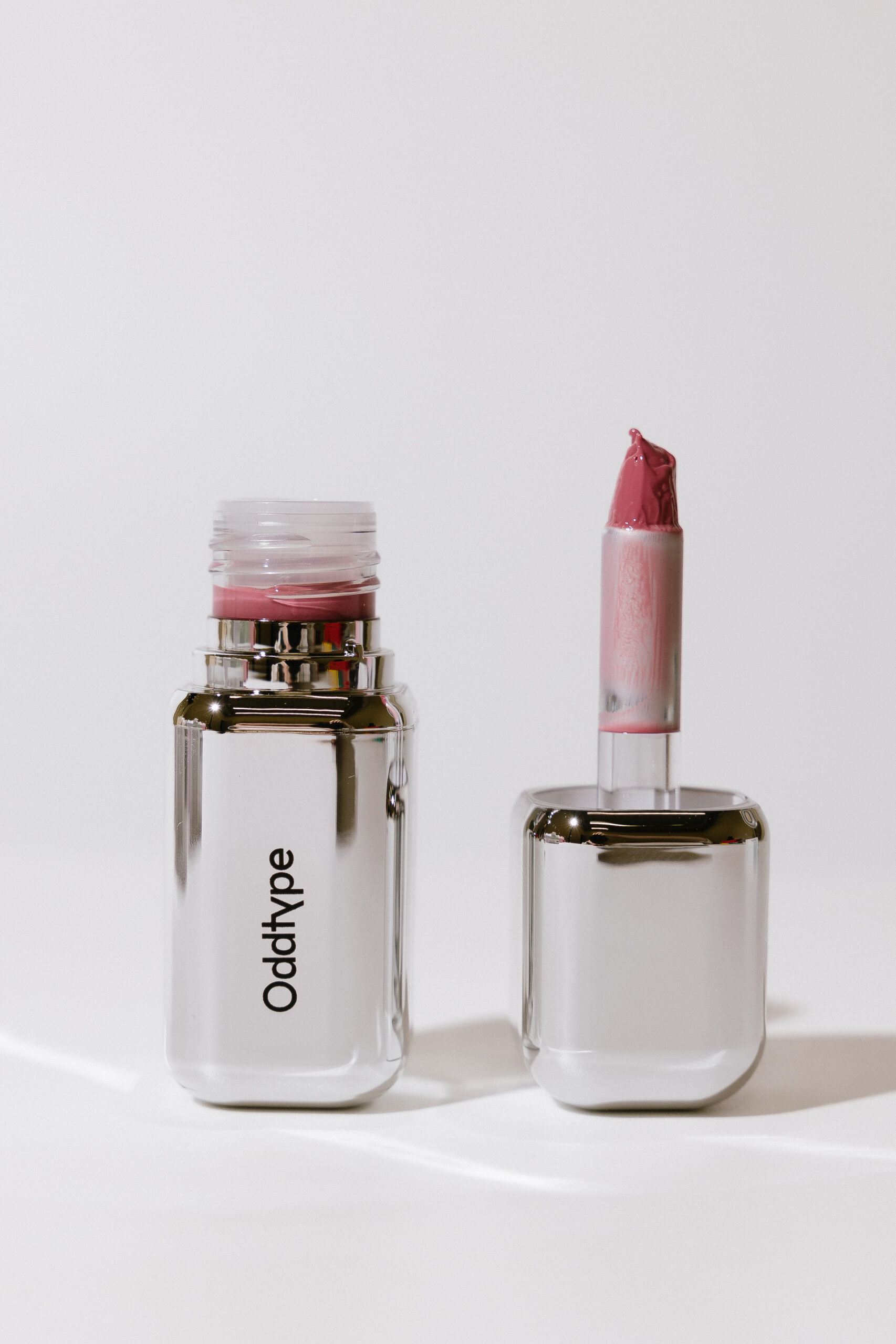 Глянцевый тинт ODDTYPE Unseen Mirror Tint [651 L.G.S] 3,5g