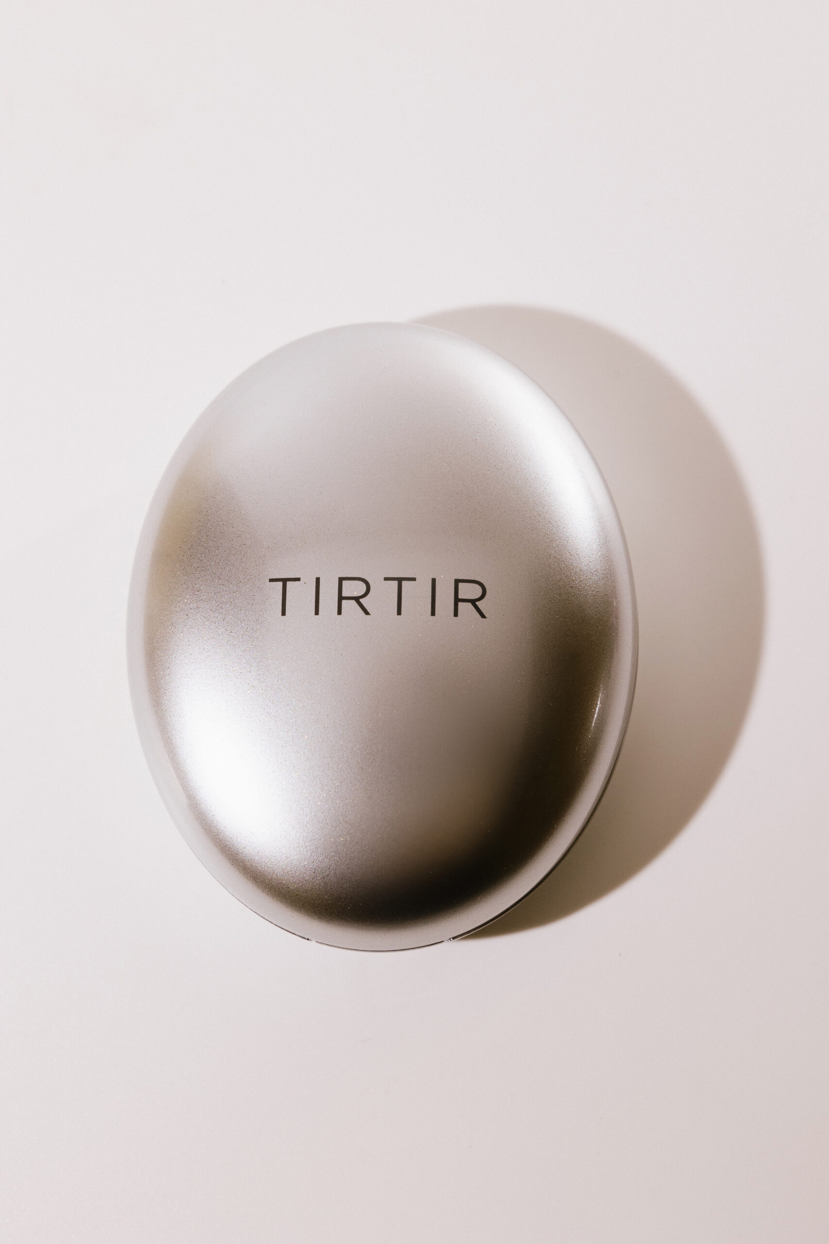 

Тональный кушон с полусияющим финишем TIRTIR Mask Fit Aura Cushion [24N Latte] 18g