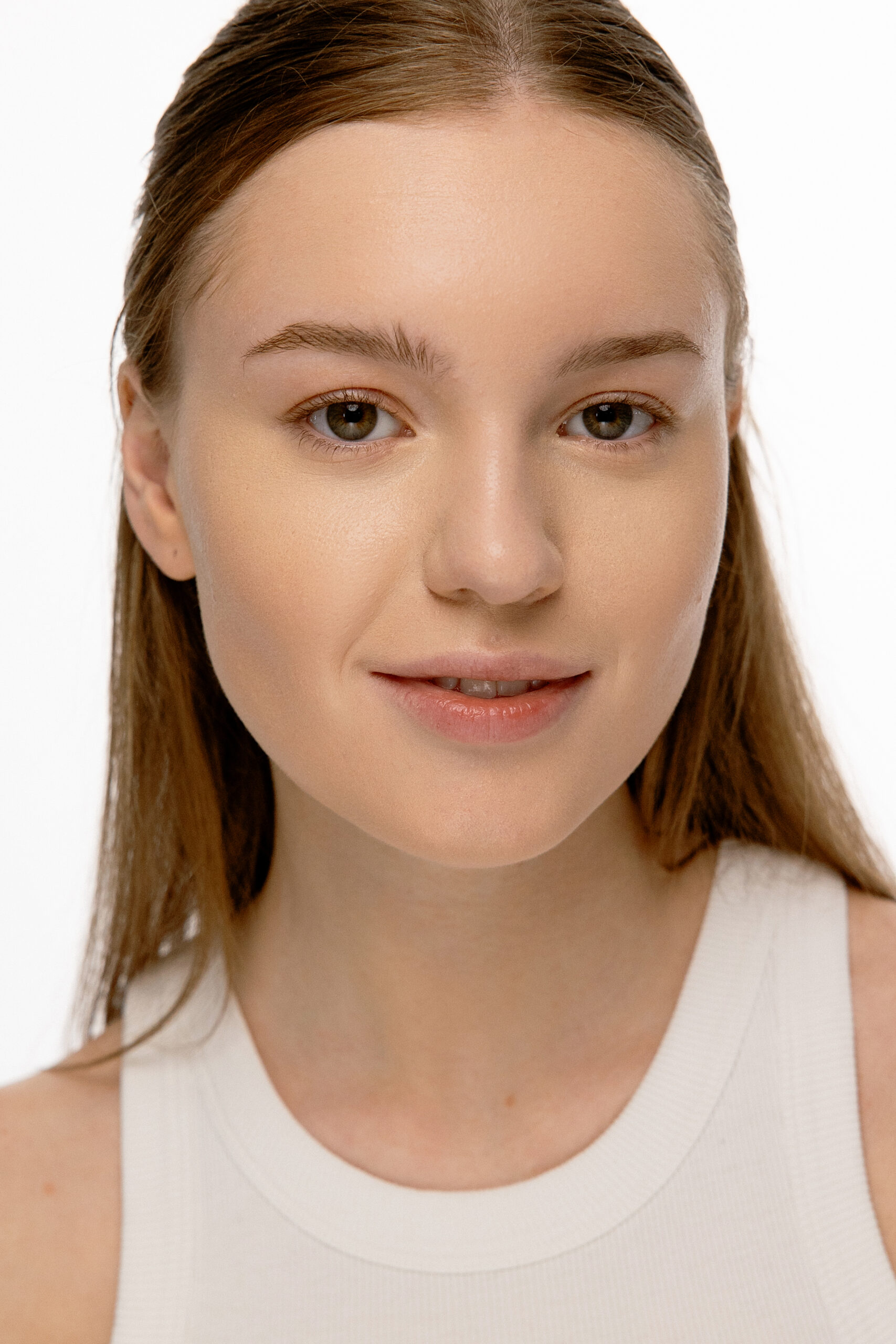 

Консилер hince Second Skin Cover Concealer [22 Medium] 6,5g