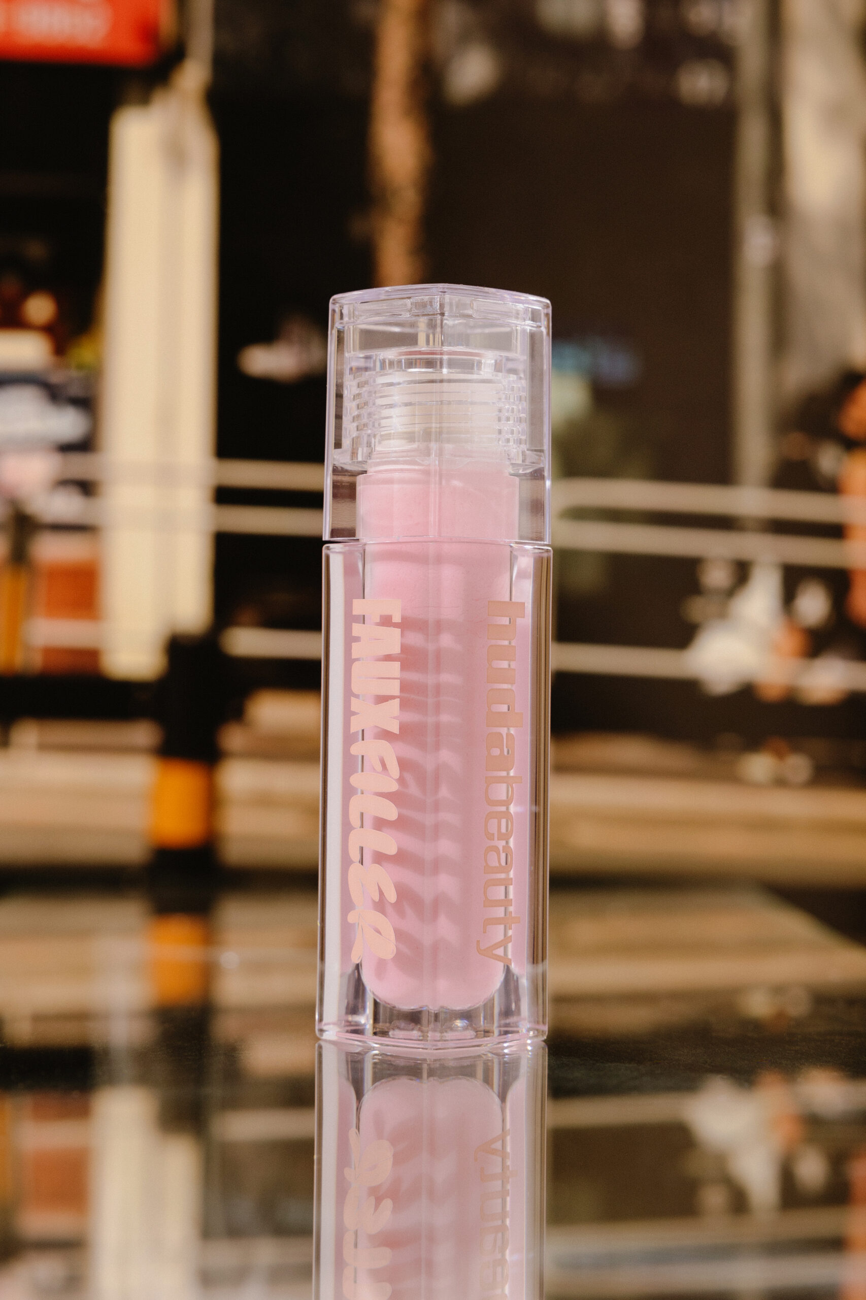 

Экстра-блеск для губ Huda Beauty Faux Filler Gloss [UUU-Baby] 3,9ml