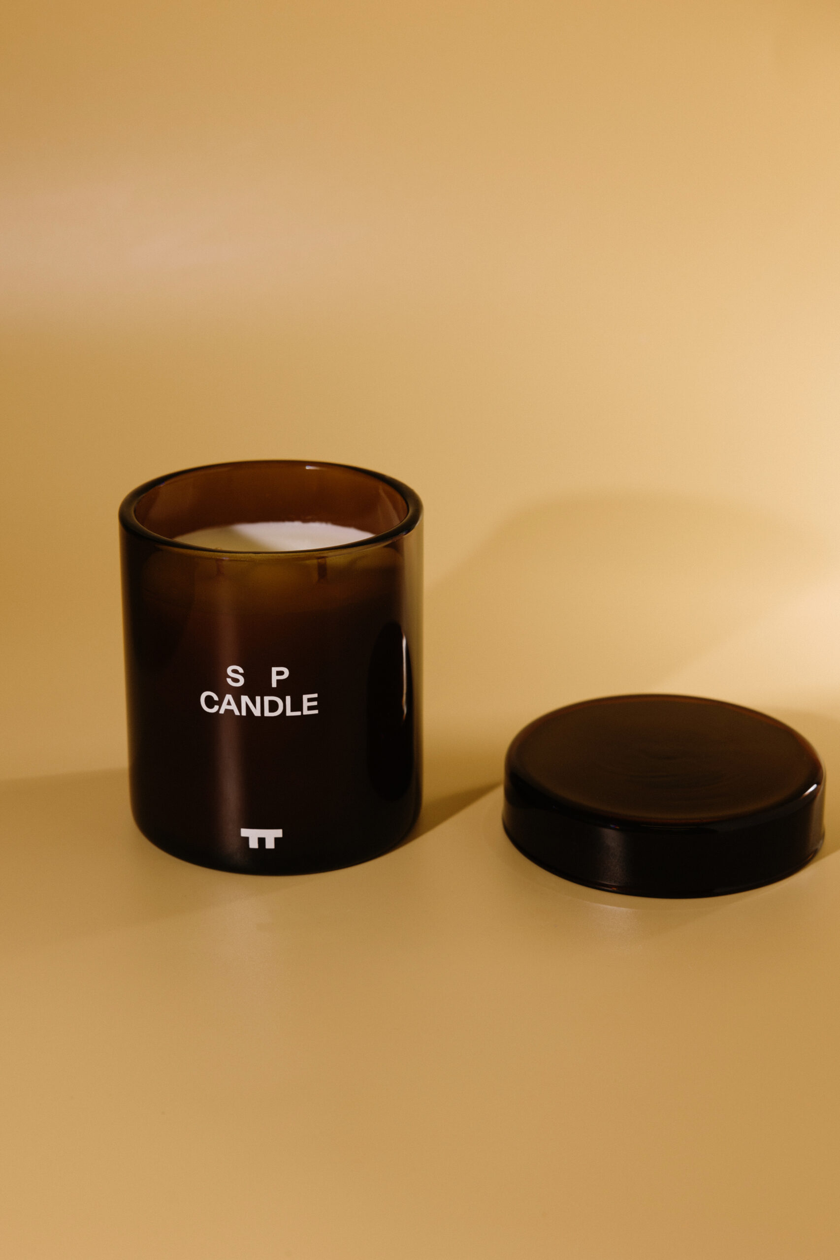 

Свеча Sign Морская соль и Орхидея SP. CANDLE 320 г