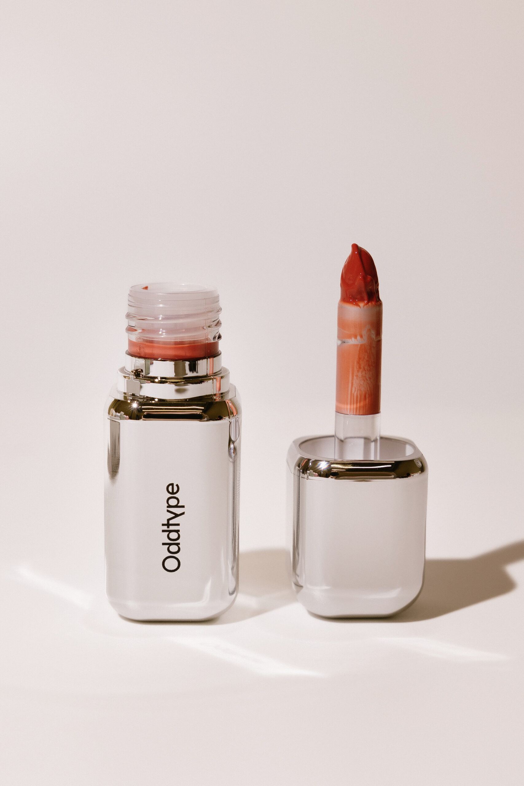 Глянцевый тинт ODDTYPE Unseen Unseen Mirror Tint [424 N/A] 3,5g