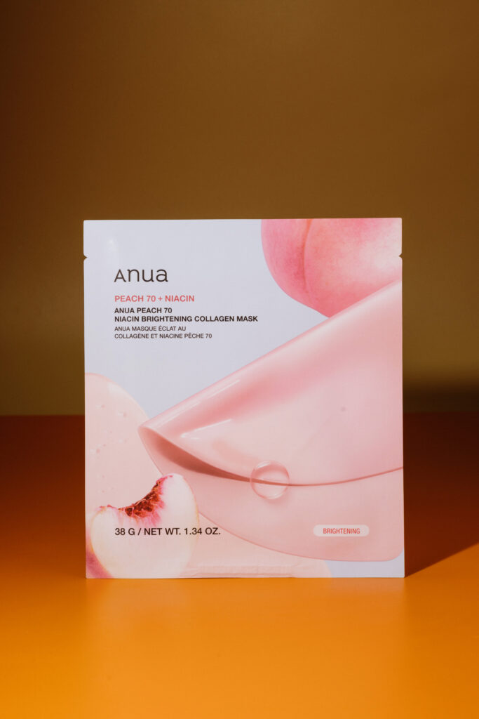 Гидрогелевая освеляющая маска для лица Anua Peach 70 Niacin Brightening Collagen Mask 38g