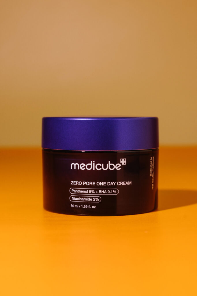 Себорегулирующий крем для лица medicube Zero Pore One Day Cream 50ml