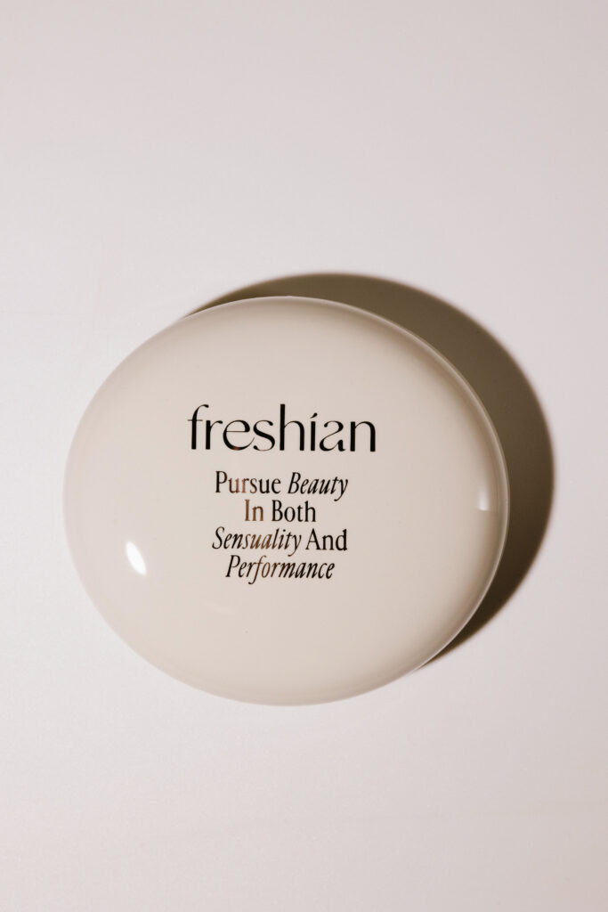 Кушон с невесомым покрытием Freshian Egg Like Cushion Vegan №203 SPF35/PA++ 12g