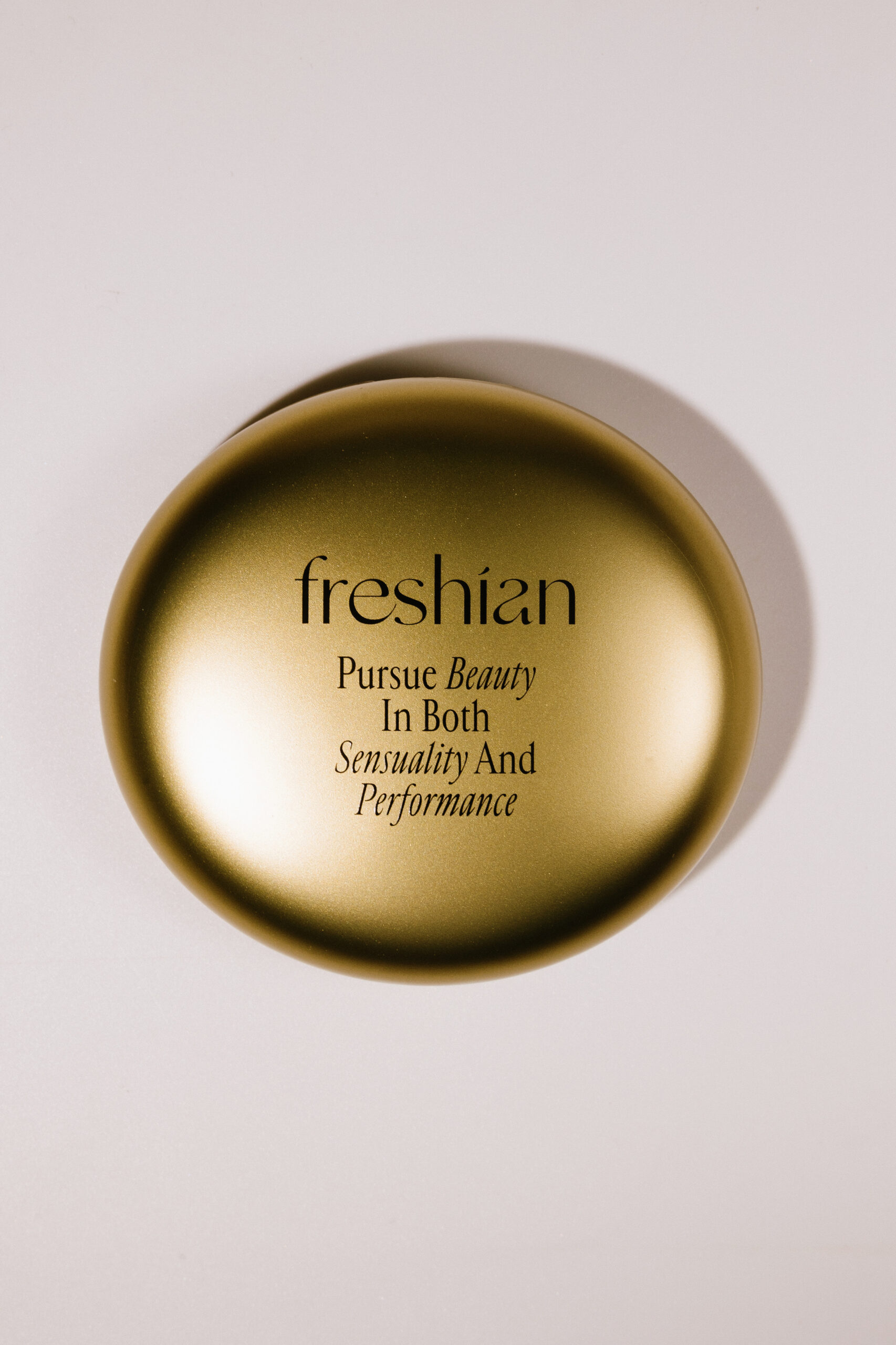 

BU// Кушон с невесомым матовым финишем Freshian Egg Like Cover Cushion Vegan №203 SPF35/PA++ 12g