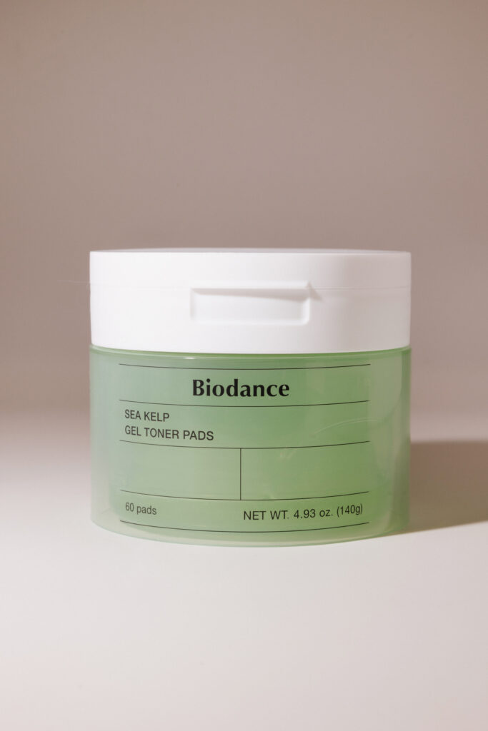 Гидрогелевые тонер-пэды для лица с водорослями Biodance Sea Kelp Gel Toner Pad 140g (60 шт)