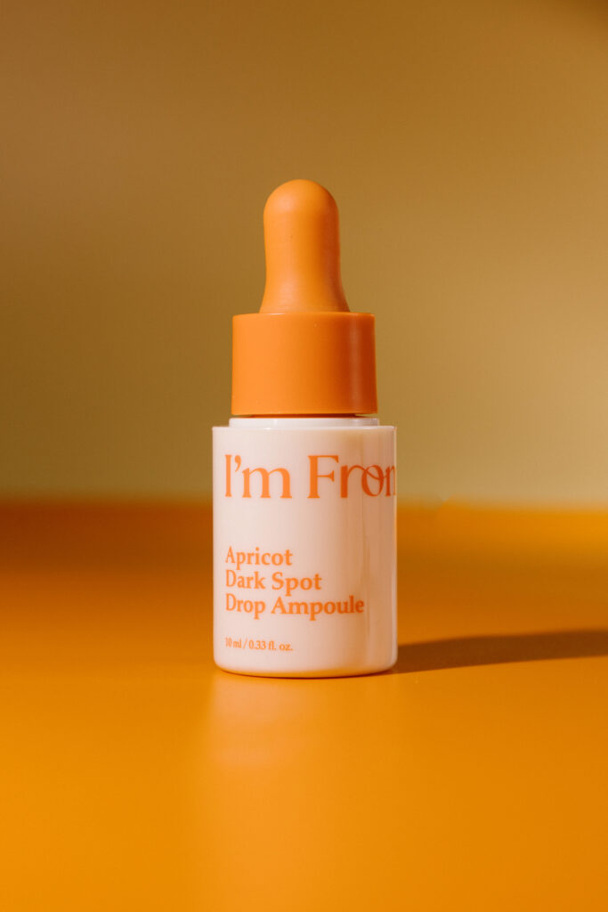 Осветляющая сыворотка с экстрактом абрикоса I’m from Apricot Dark Spot Drop Ampoule 10ml
