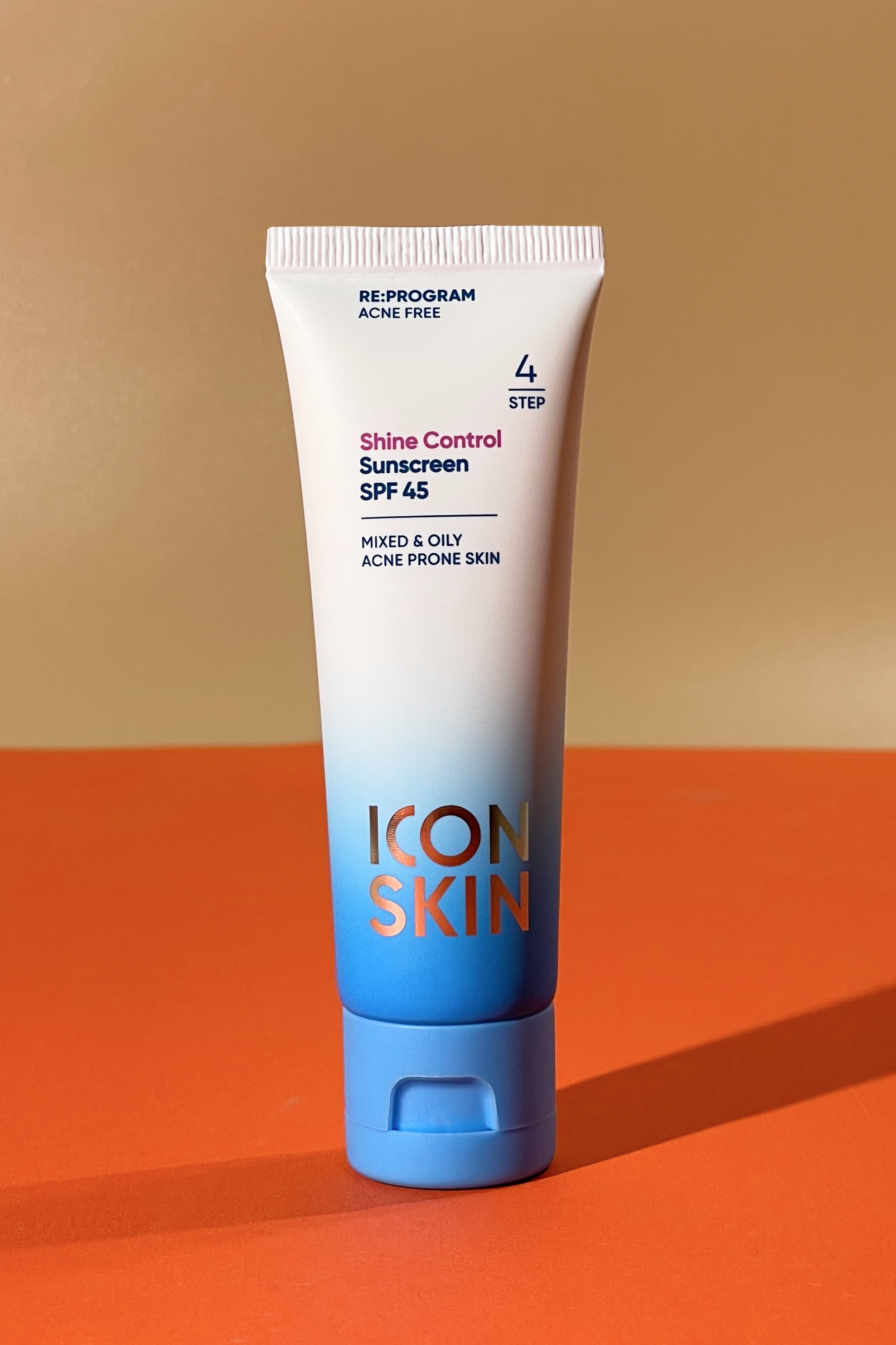 

Солнцезащитный крем ICON SKIN Shine Control Sunscreen SPF 45++ 50ml
