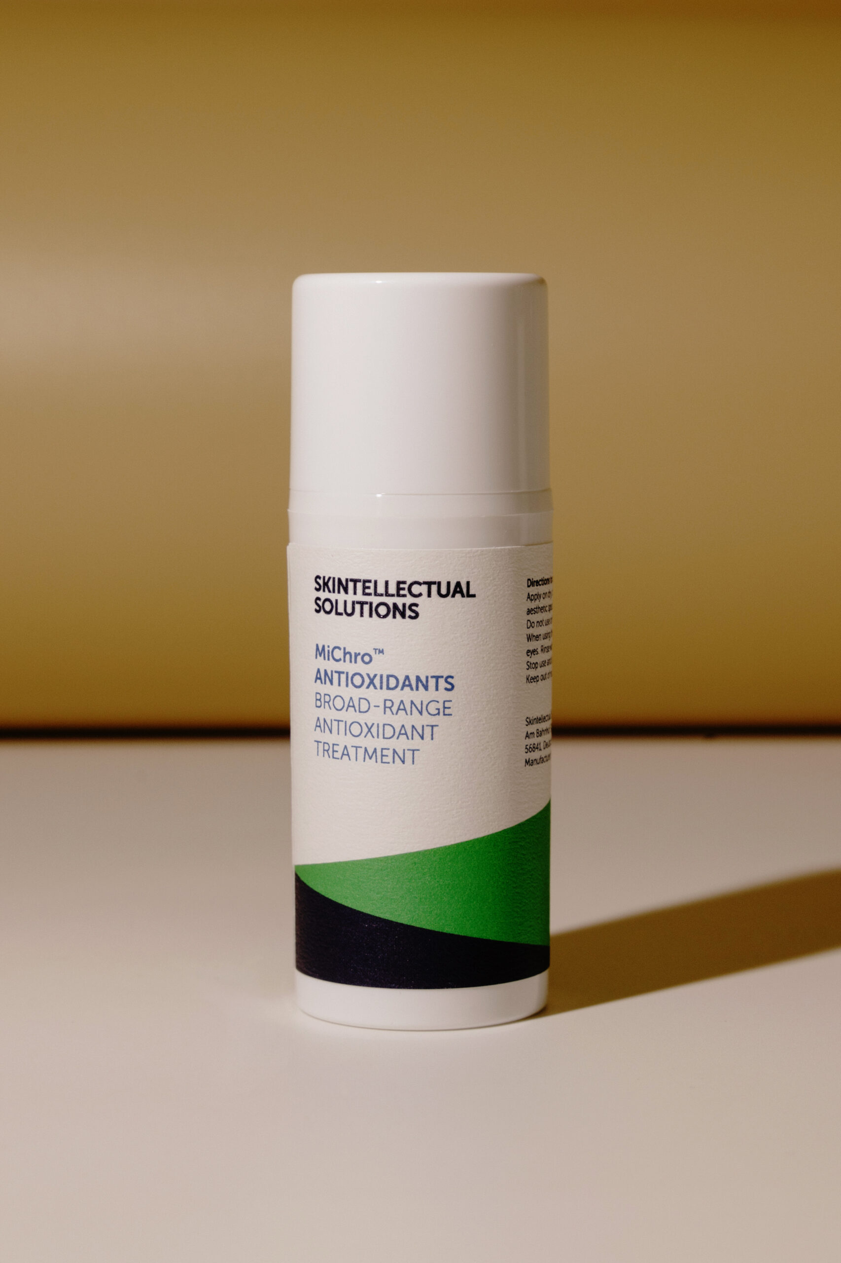 

Микроэмульсия на основе антиоксидантов Skintellectual Solutions MiChro Antioxidants 30ml