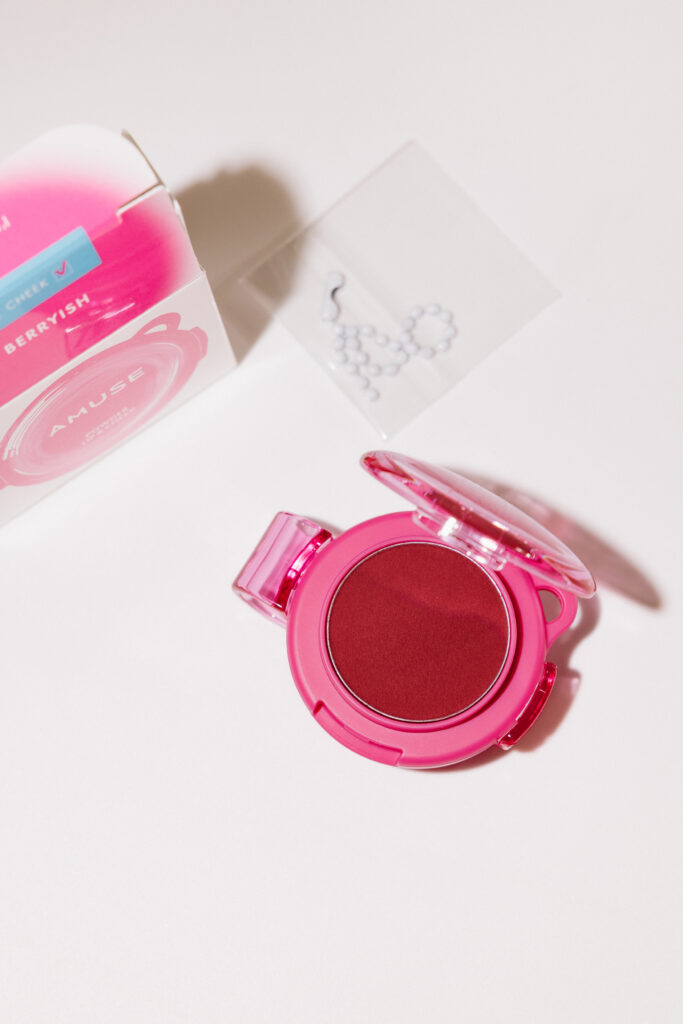 Нежная пудра для макияжа губ и щек Amuse Powder Lip&Cheek [12 Berryish] 4g