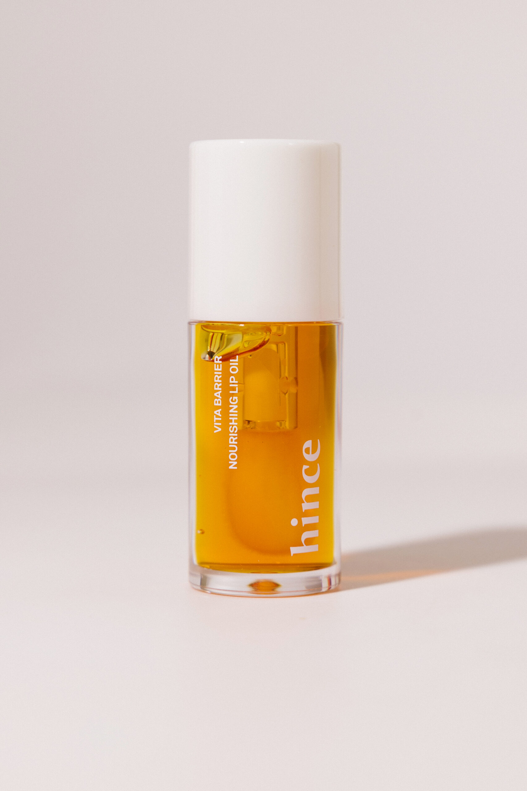 

Питательное масло для губ hince Vita Barrier Nourishing Lip Oil [02 Mandarin] 4,5ml