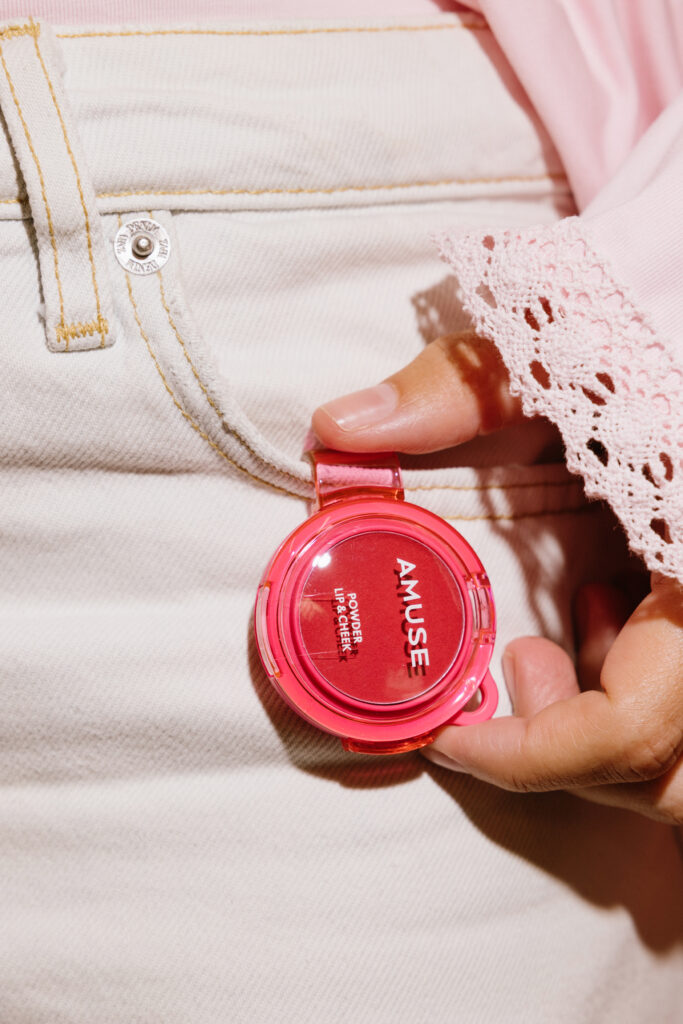 Нежная пудра для макияжа губ и щек Amuse Powder Lip&Cheek [11 Valentine] 4g