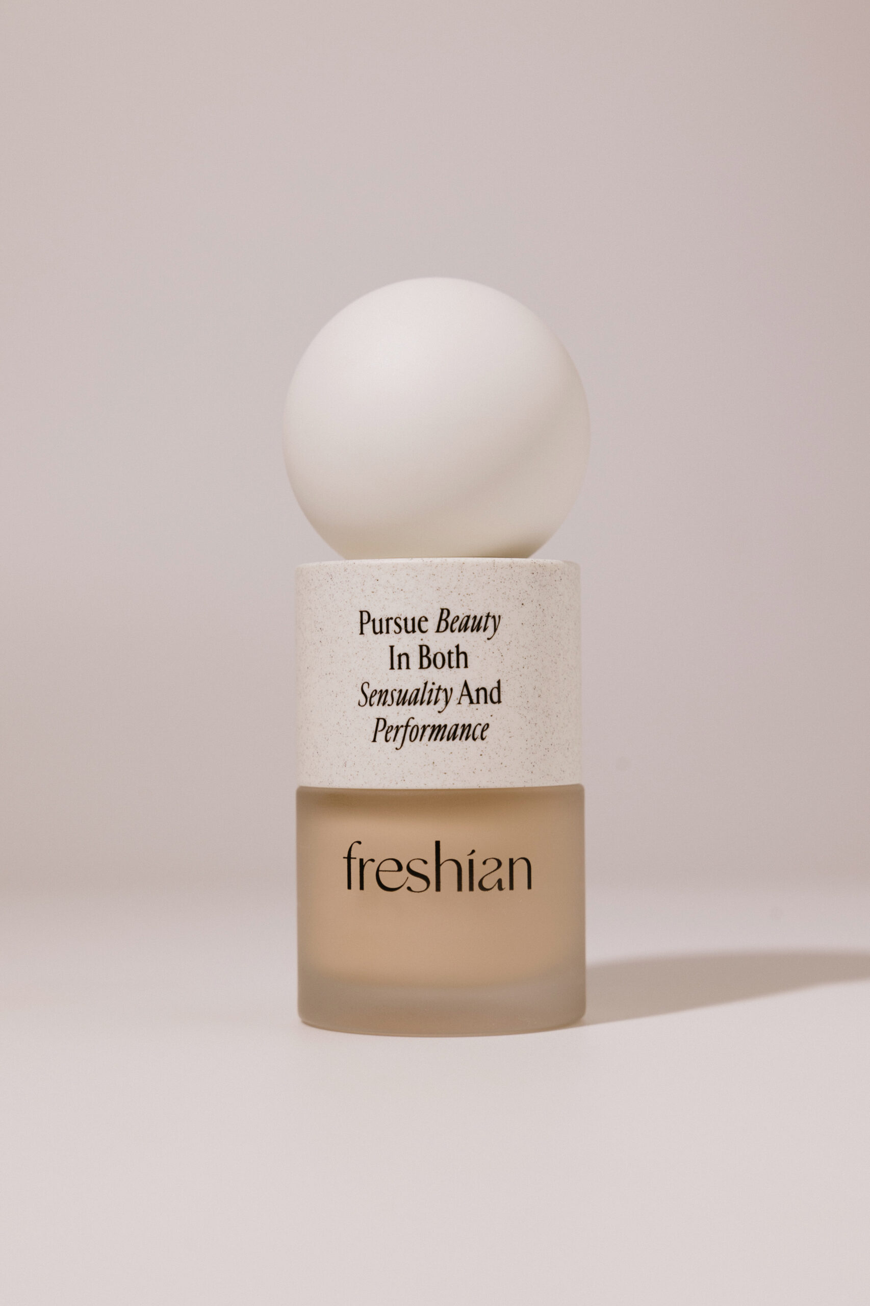 

Тональная основа с матовым финишем Freshian Egg Like Foundation №203 SPF35/PA++ 30ml