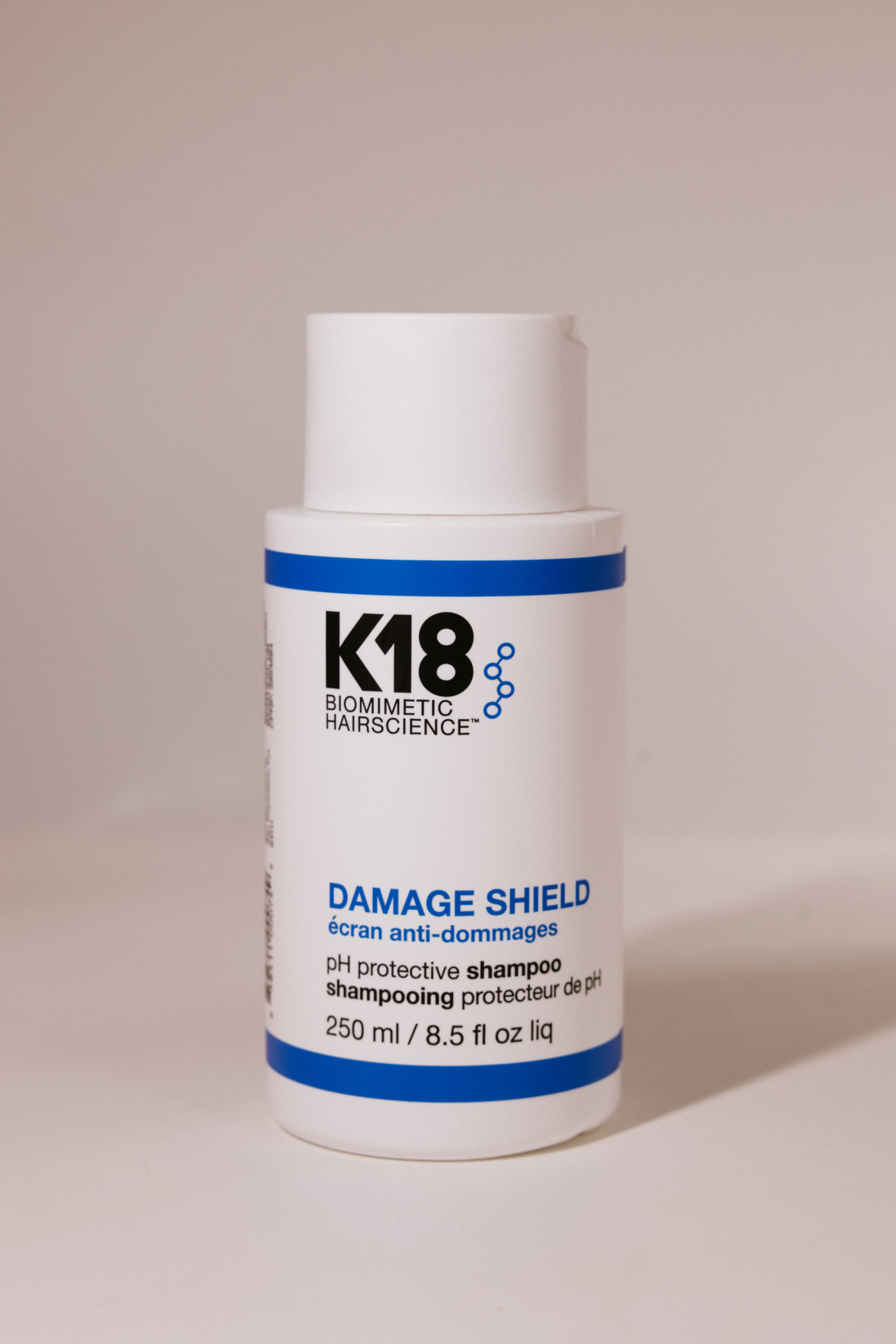 

Шампунь-защита от повреждений K18 Damage Shield pH protective shampoo 250ml
