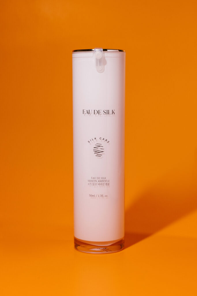 Антивозрастная ампула для лица с серицином Eau De Silk Sericin Ampoule 50ml