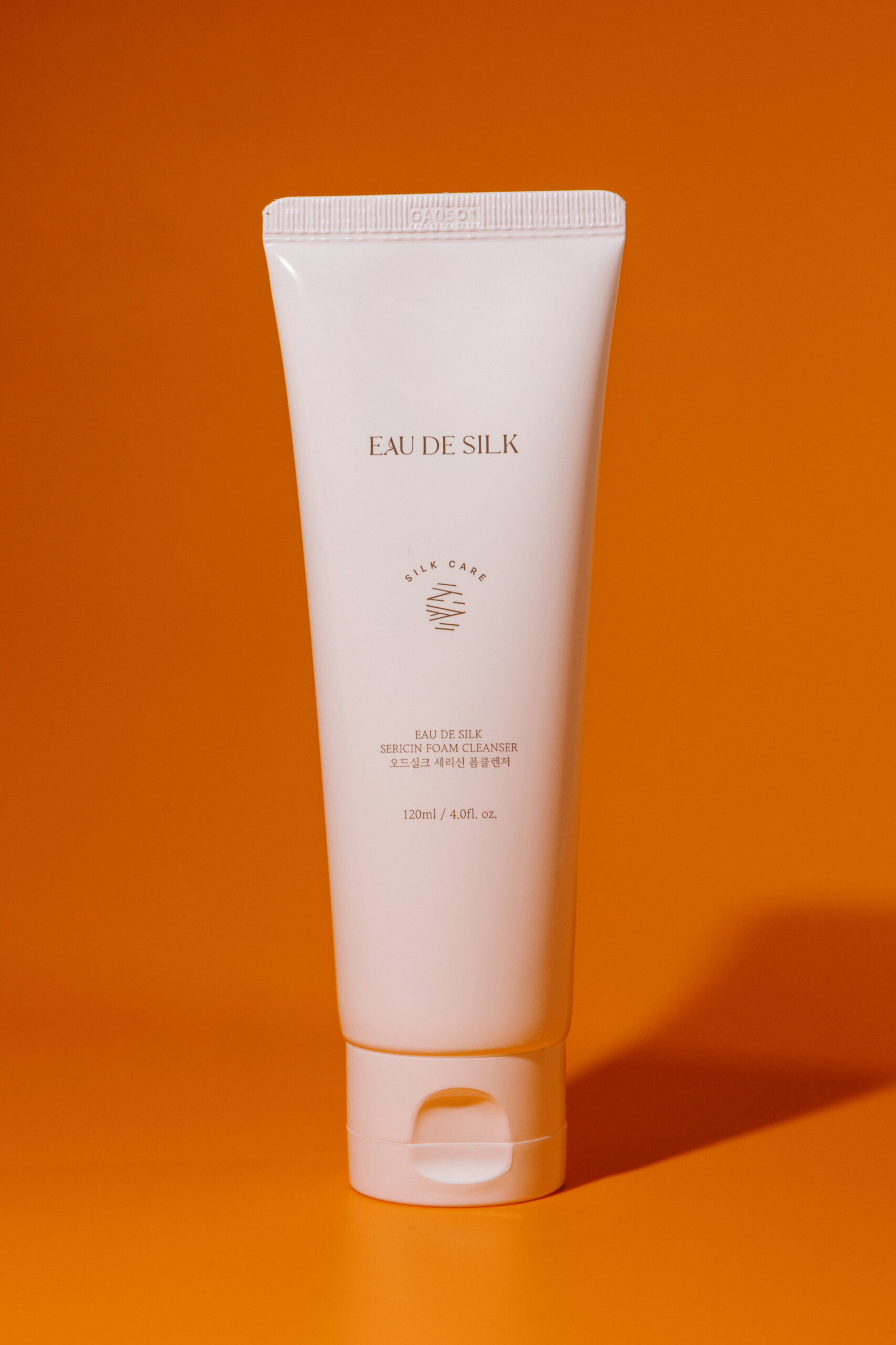 

Очищающая пенка Eau De Silk Sericin Cleanser 120ml