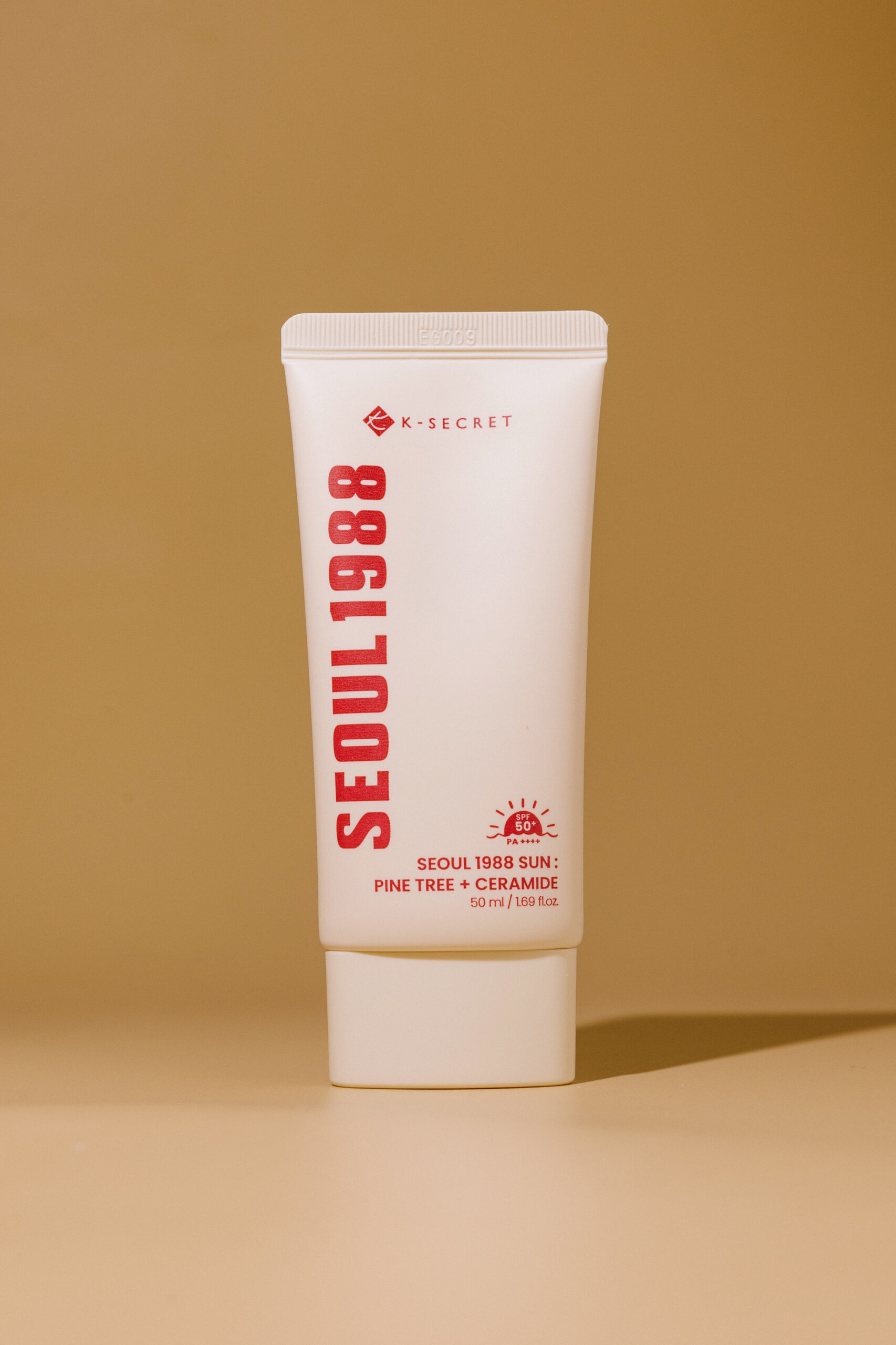 

Санскрин K-Secret Seoul 1988 Sun: Pine Tree + Ceramide SPF50+ PA++++ 50ml