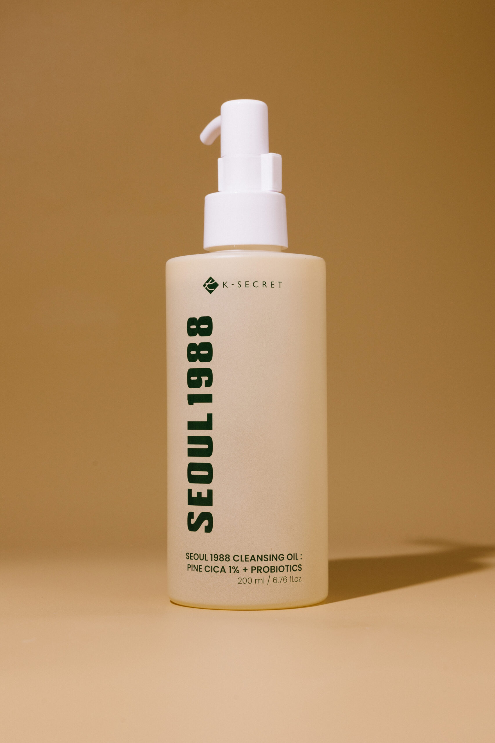 

Гидрофильное масло для очищения K-Secret Seoul 1988 Cleansing Oil : Pine Cica 1% + Probiotics 200ml