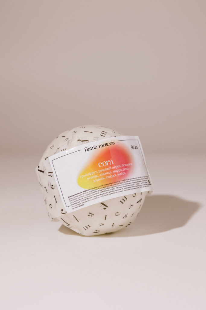 Бомбочка для ванны Flame Moscow Cora 240g