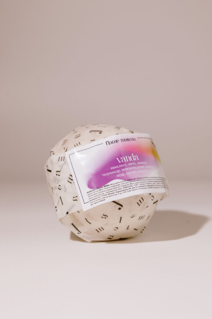 Бомбочка для ванны Flame Moscow Vanda 240g