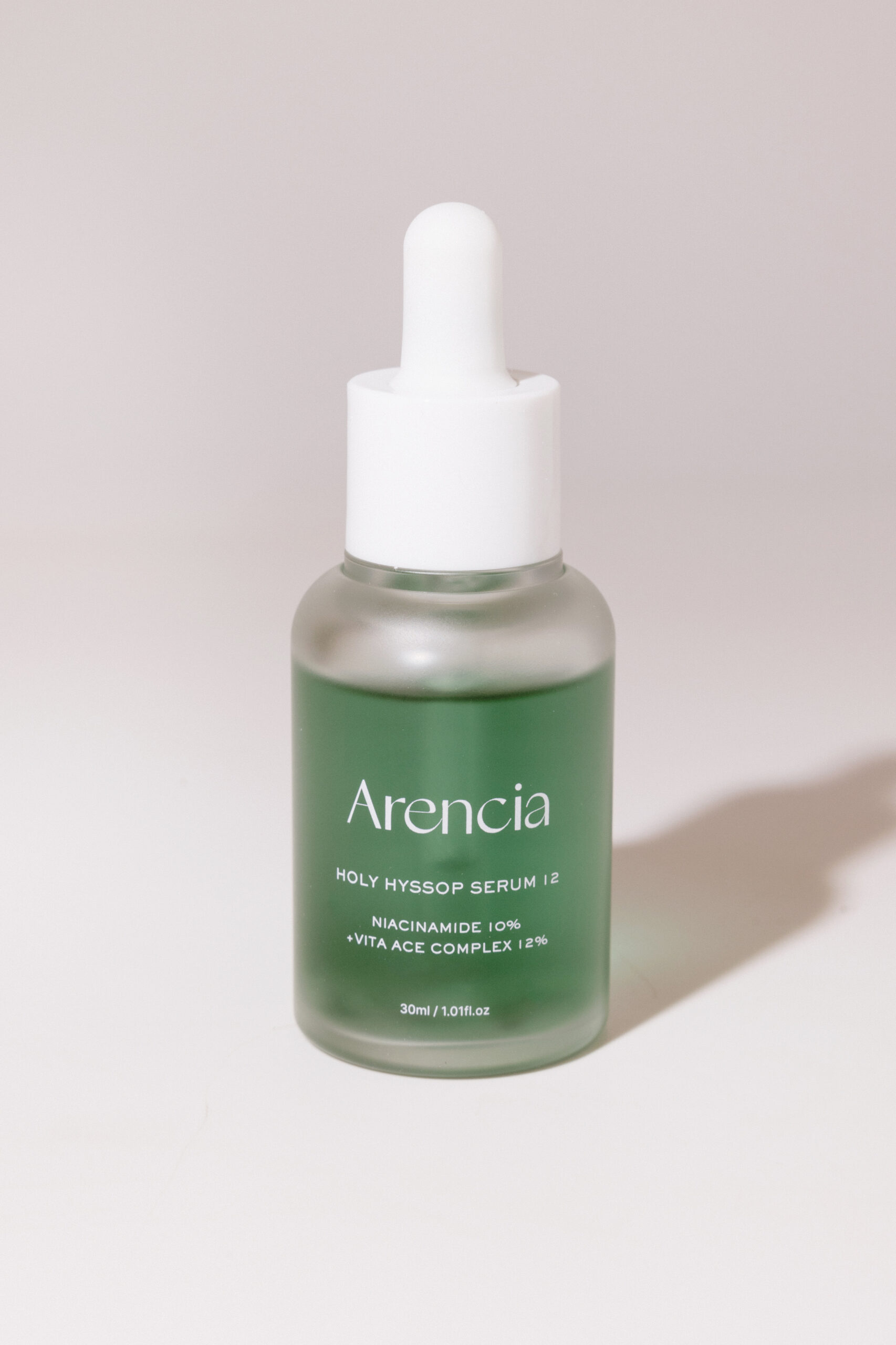 

Осветляющая сыворотка с ниацинамидом Arencia Holy Hyssop Serum 12 30ml