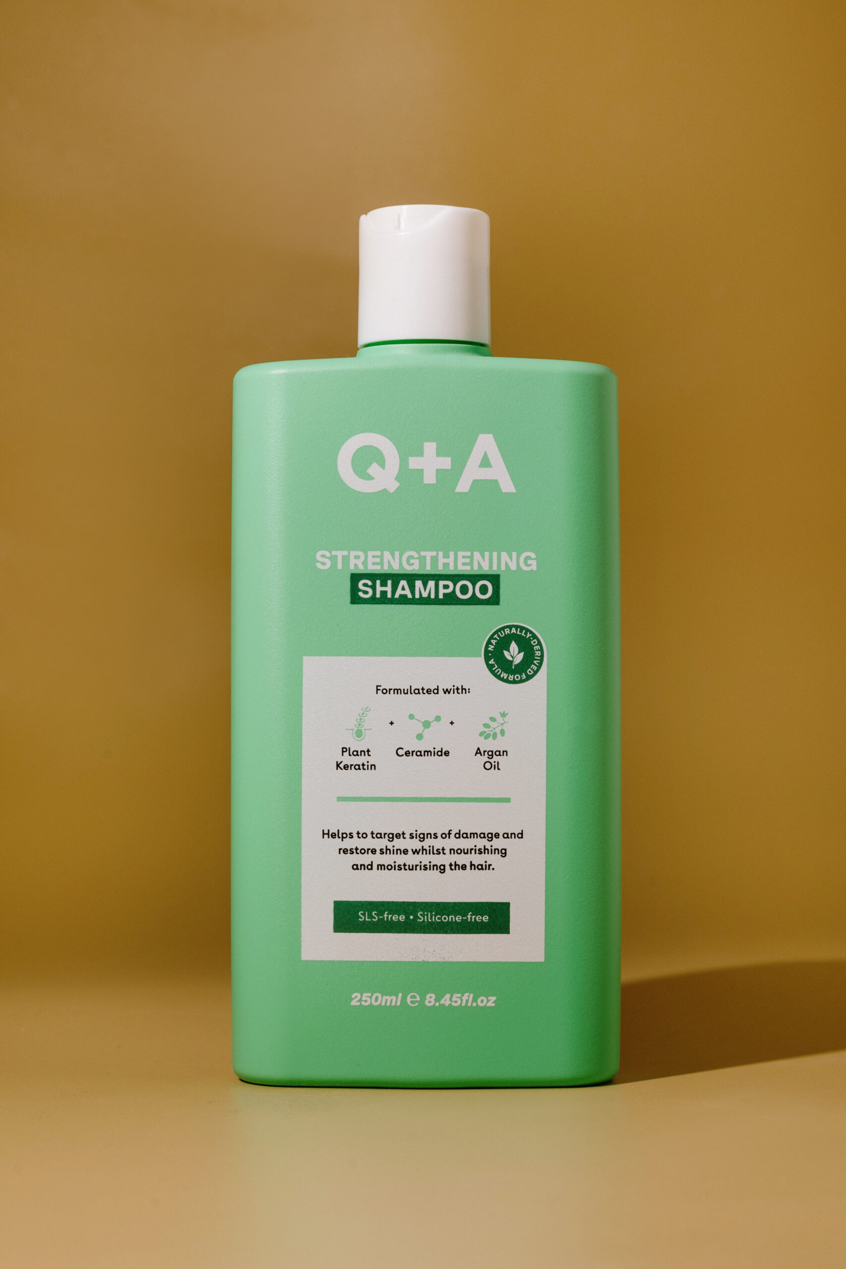 

Укрепляющий шампунь для волос Q+A Strengthening Shampoo 250ml